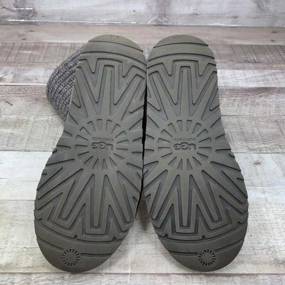 UGG Australia Womens Gray S/N 5819 Mid Calf Knitted Winter Boots Size US 6 - Picture 3 of 11